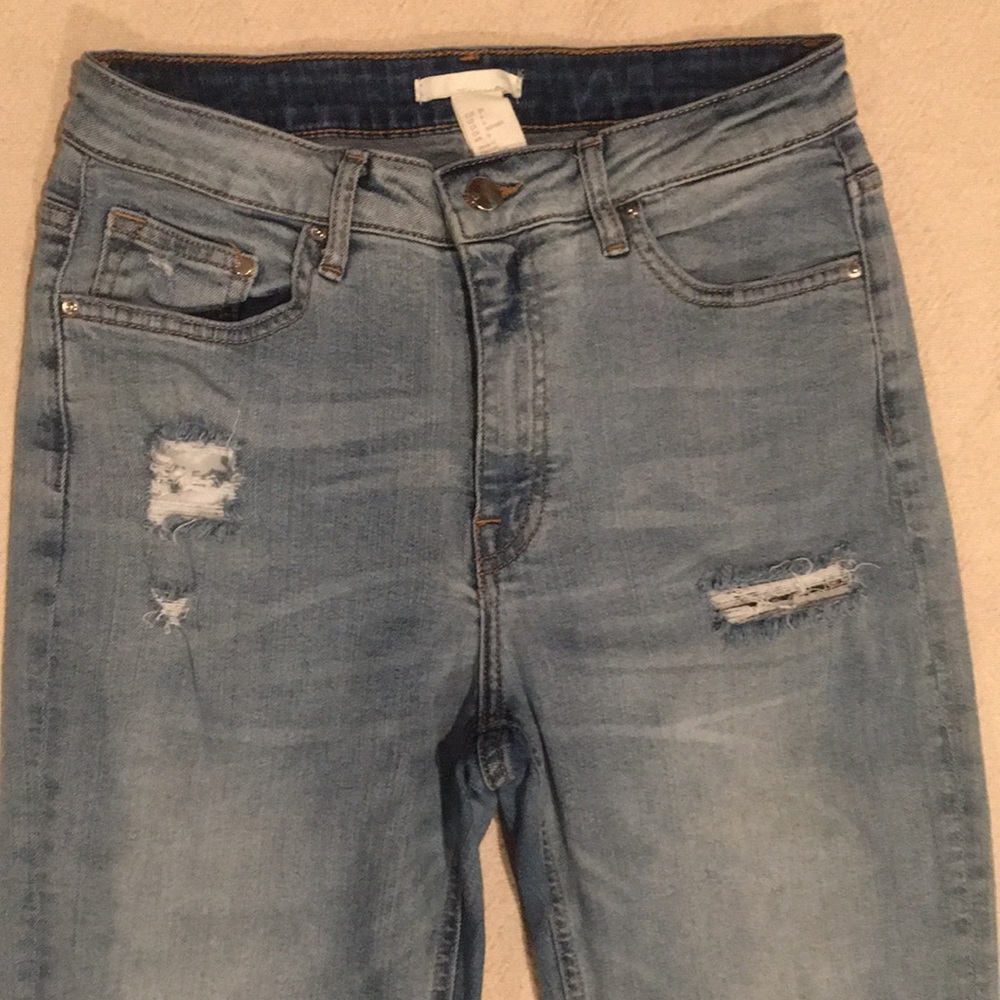 H&M High Rise Distressed Slim Leg 6 - Picture 8 of 12